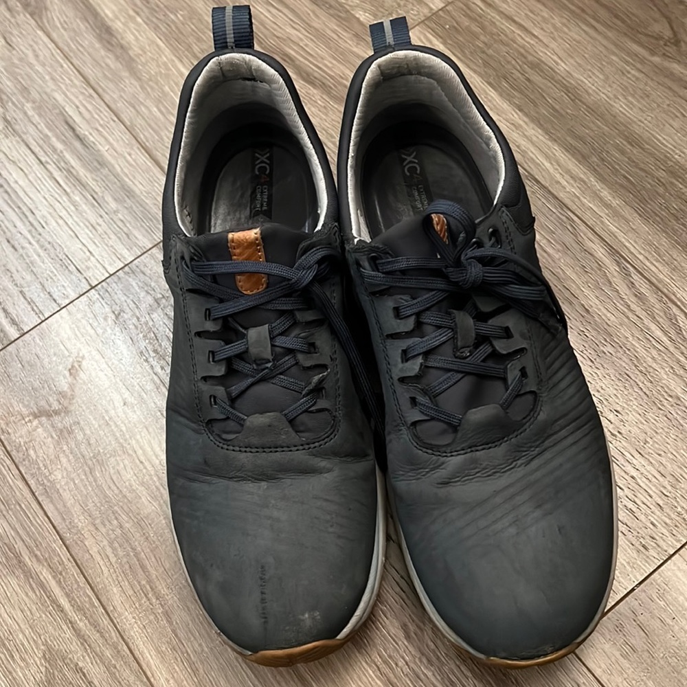 Johnston & Murphy TR1 Luxe Hybrid Navy Size 8.5 M